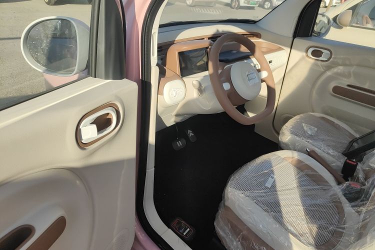 奔腾小马 2026款 222km 萌趣马 Plus中控内饰20