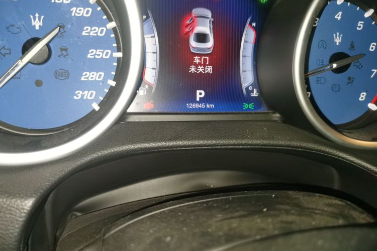 玛莎拉蒂 Ghibli 2014款 3.0T 标准版中控内饰15