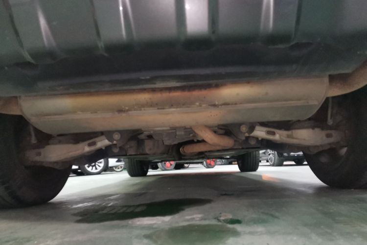 路虎 发现运动版 2020款 249PS R-Dynamic 性能科技版 5座局部细节9009