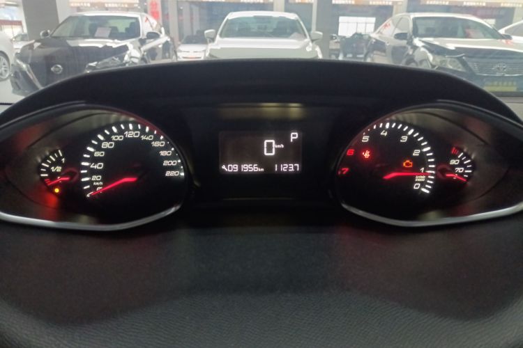 标致308S 2015款 1.6T 自动劲驰版局部细节14