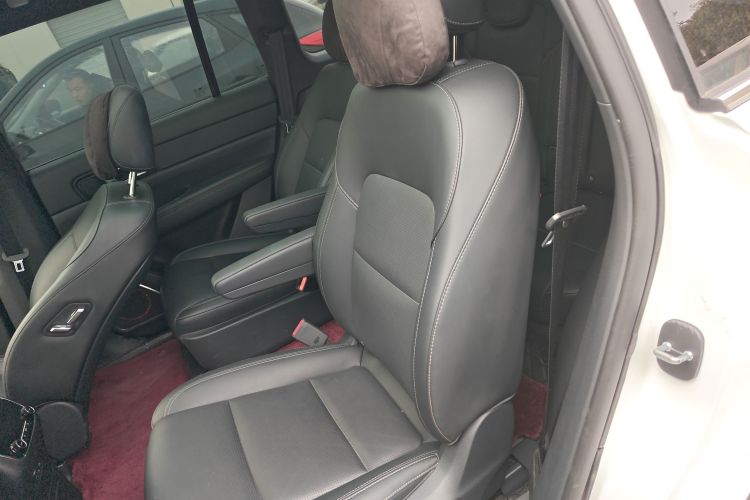 理想汽车 理想ONE 2021款 增程6座版中控内饰21