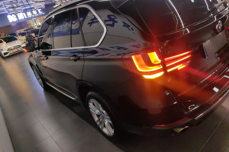 宝马X5(进口) 2017款 xDrive28i车身外观4