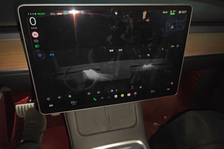 特斯拉 Model Y 2022款 Performance高性能全轮驱动版中控内饰16