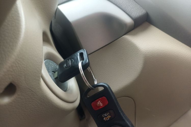 日产 轩逸 2012款 经典 1.6XE 自动舒适版中控内饰7001