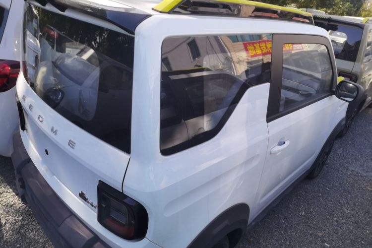 吉利银河 2025款 210km 熊猫骑士车身外观7