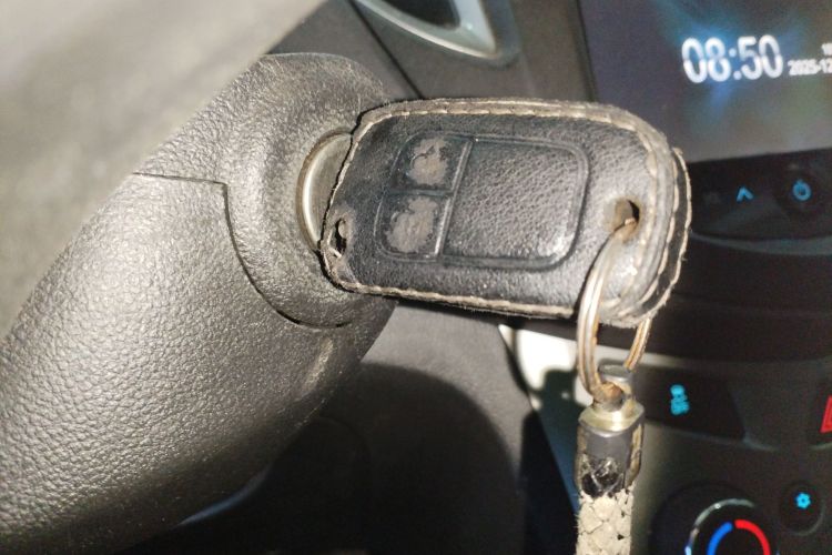 雪佛兰 创酷 2014款 1.4T 自动两驱豪华型中控内饰7001