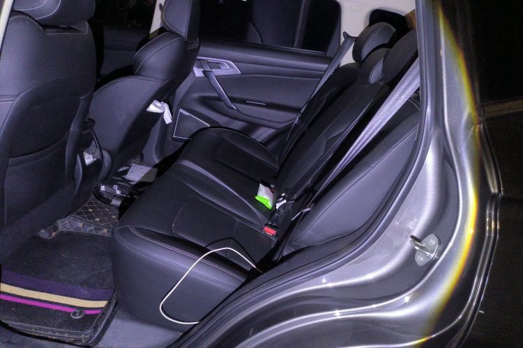 吉利汽车 博越 2021款 百万款 1.8TD DCT两驱舒适型中控内饰7004