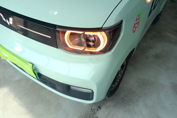 五菱汽车 宏光MINIEV 2022款 马卡龙臻享款 三元锂车身外观36