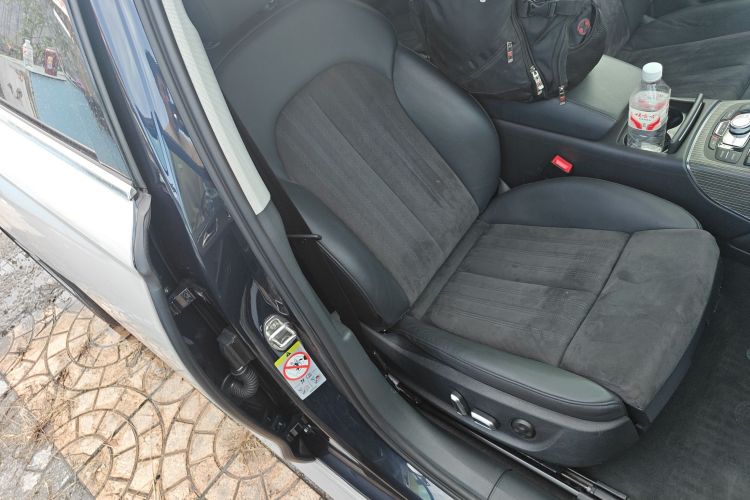 奥迪A6(进口) 2017款 Avant 40 TFSI 运动型中控内饰41