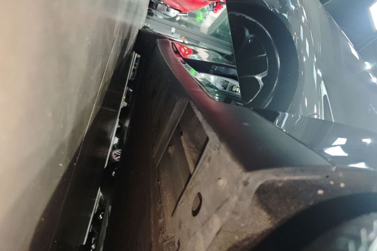 小鹏P7 2021款 480N局部细节9001