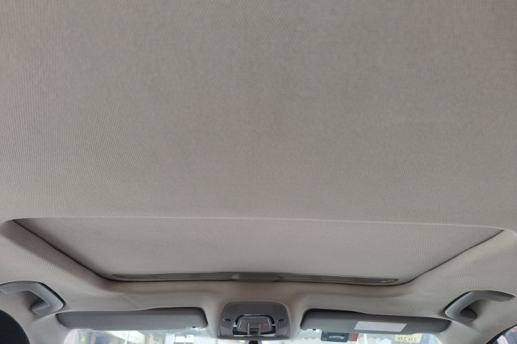 奥迪A4L 2018款 30周年年型 40 TFSI 进取型中控内饰22