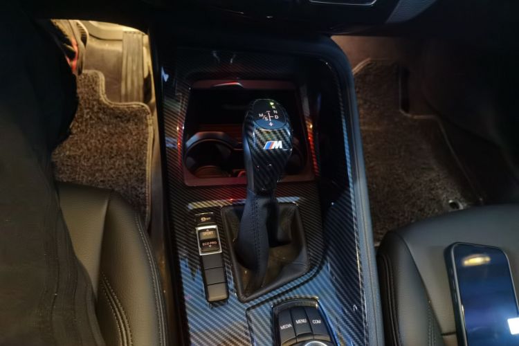 宝马X1 2019款 sDrive20Li 领先型中控内饰18