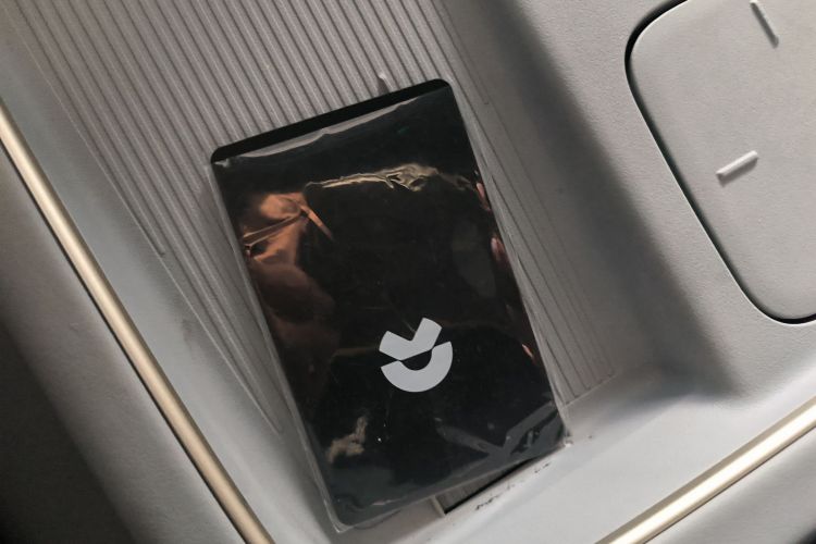 蔚来ES8 2023款 75kWh中控内饰11