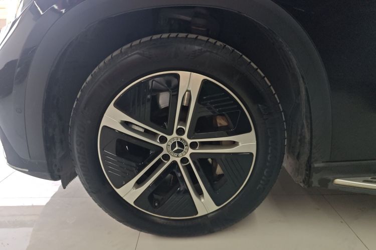 奔驰EQE SUV 2024款 350 4MATIC 先锋版车身外观6007