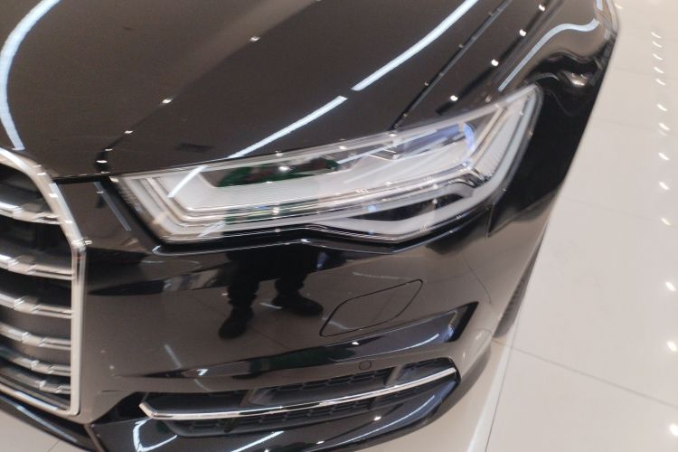 奥迪A6L 2018款 30周年年型 35 TFSI 时尚型局部细节36