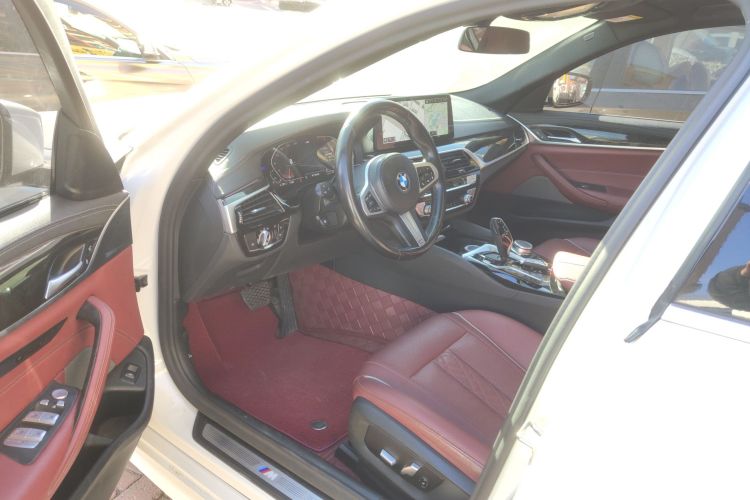 宝马5系 2021款 改款 525Li M运动套装中控内饰20