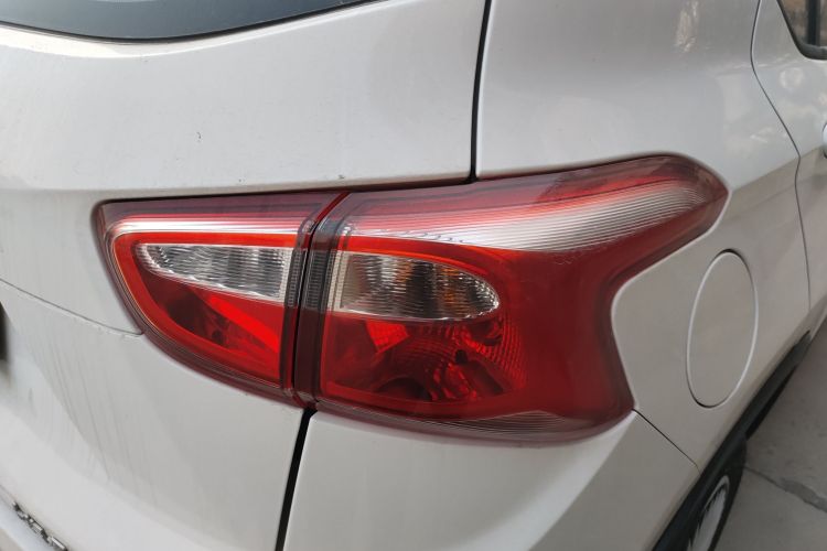 宝骏510 2017款 1.5L 手动舒适型车身外观6006