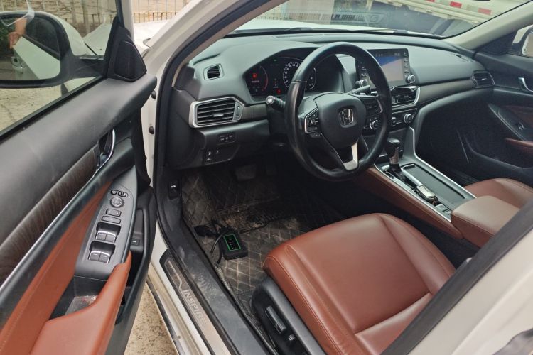 本田 英仕派 2019款 260TURBO 精耀版 国VI中控内饰20