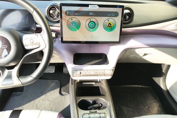 比亚迪 海豚 2021款 405km 时尚版中控内饰16