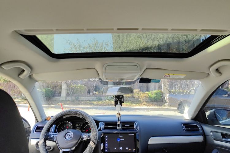 大众 速腾 2017款 1.6L 自动舒适型局部细节22