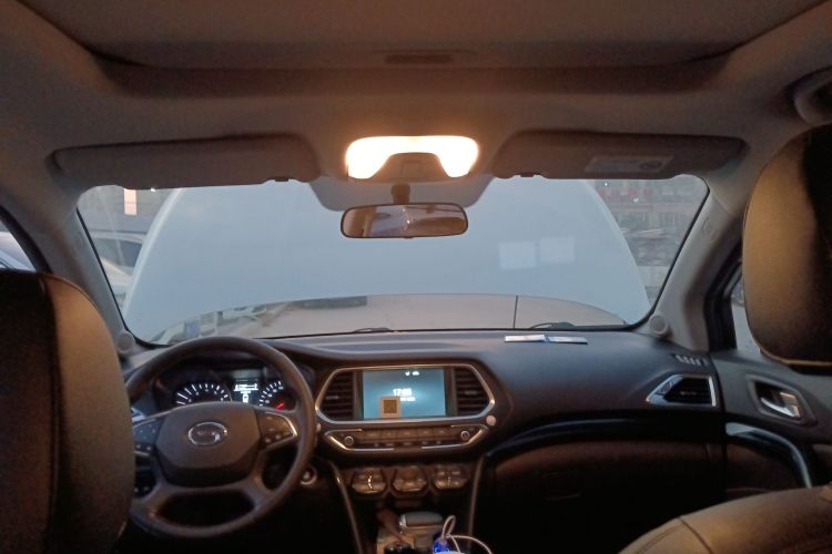 广汽传祺 传祺GS4 2017款 235T 自动两驱豪华智联版中控内饰22