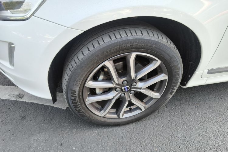 沃尔沃XC60 2017款 T5 AWD 智远升级版车身外观6007