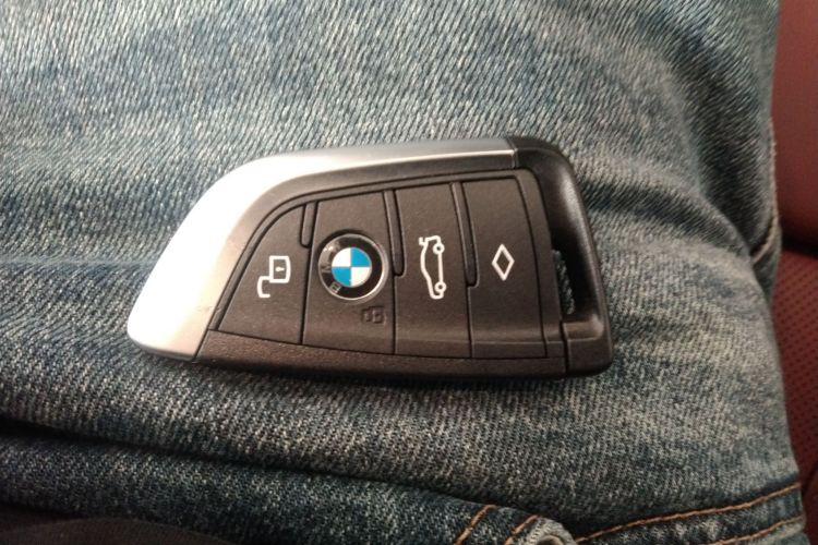 宝马4系 2024款 430i M运动曜夜套装中控内饰11