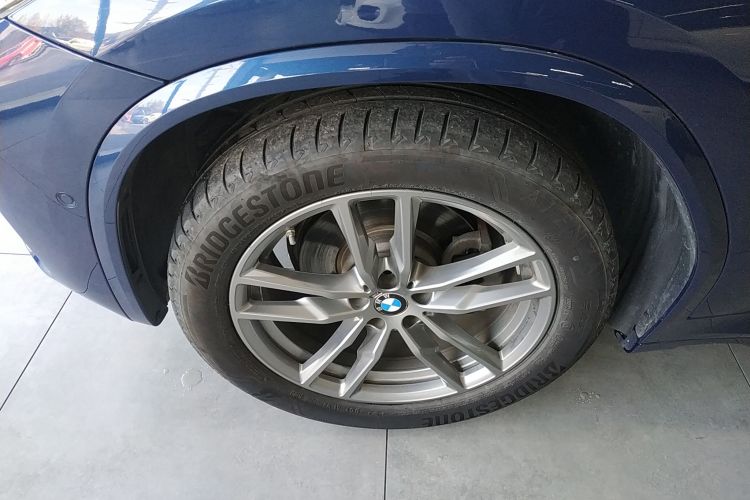 宝马X3 2020款  xDrive28i M运动套装车身外观6007