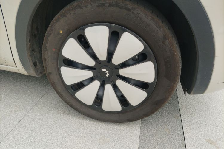 五菱汽车 五菱缤果 2024款 333km 灵犀互联款车身外观6007