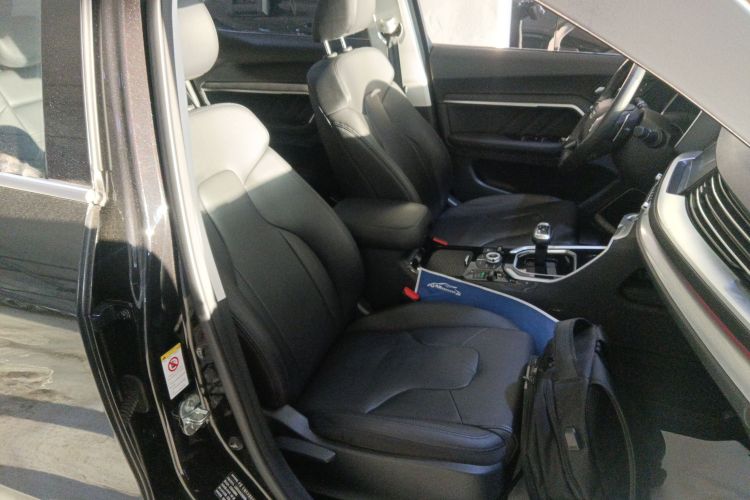 哈弗H6 2017款 红标 2.0T 自动两驱智尚型局部细节41