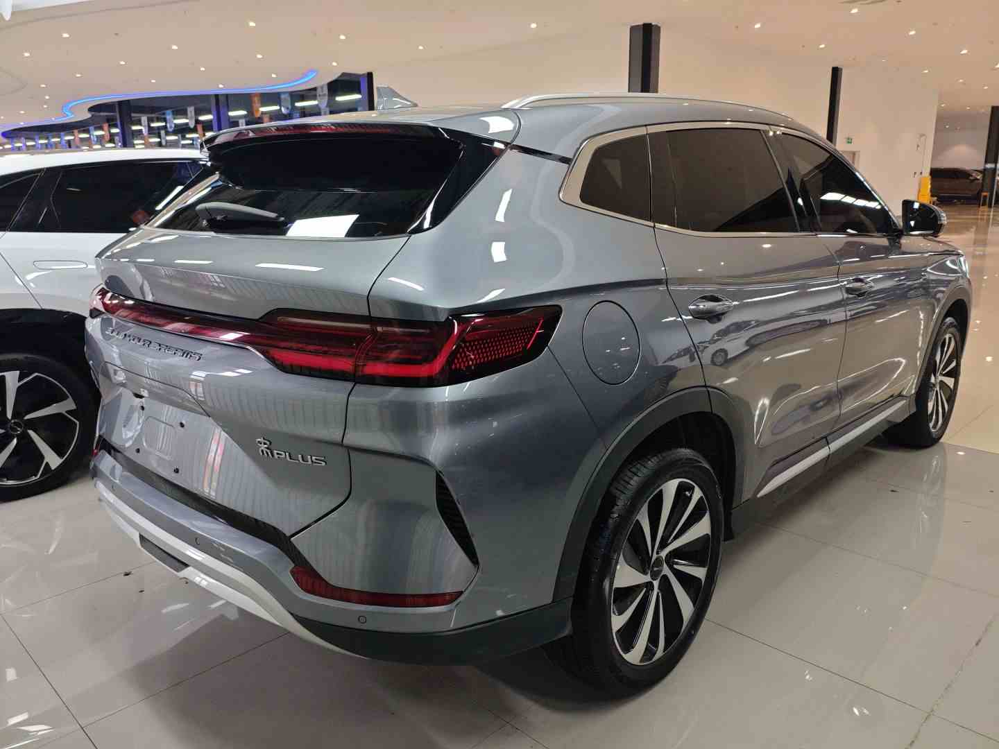 比亚迪 宋PLUS新能源 2023款 冠军版 DM-i 150KM 旗舰PLUS(4)