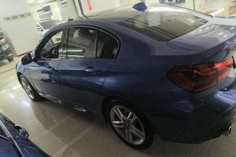 宝马1系 2020款 120i M运动套装车身外观6003