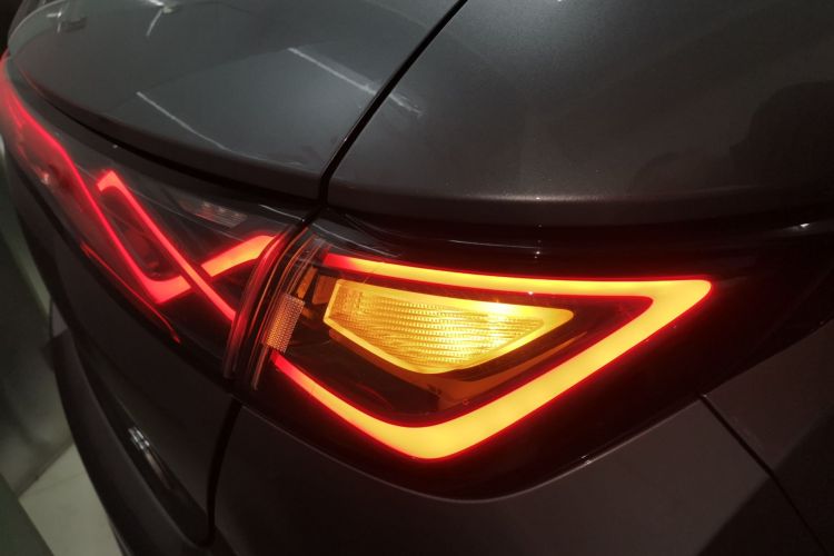 比亚迪 海豚 2023款 420km 时尚版车身外观6006