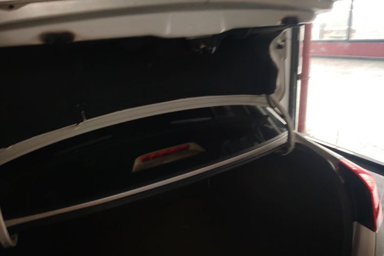 别克 凯越 2013款 1.5L 自动尊享型局部细节23