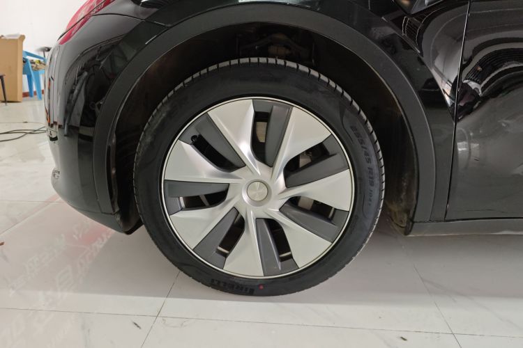 特斯拉 Model Y 2022款 改款 后轮驱动版车身外观6007