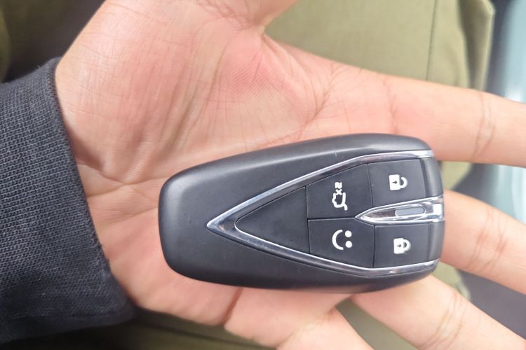 长安启源 长安Lumin 2022款 210km 香甜款中控内饰7001