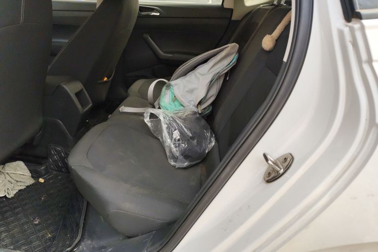 大众 Polo 2019款 Plus 1.5L 自动全景乐享版中控内饰21