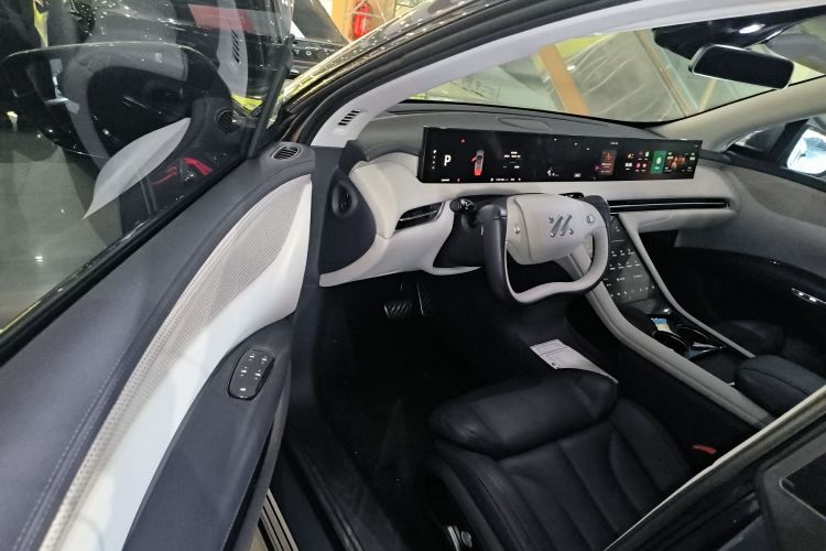 智己汽车 智己LS7 2023款 77kWh Urban Fit后驱版中控内饰7003