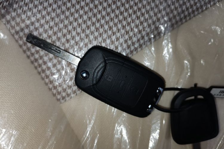 五菱汽车 宏光MINIEV 2025款 四门版 进阶款中控内饰11