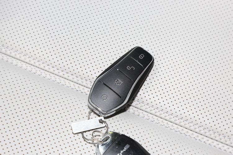 比亚迪 秦PLUS 2021款 EV 500KM 尊贵型中控内饰11