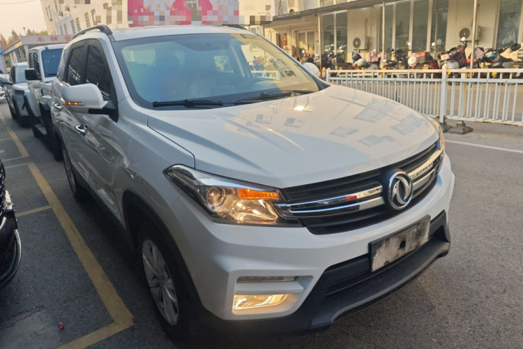 东风风光 风光S560 2018款 1.8L CVT精英型 7座车身外观3