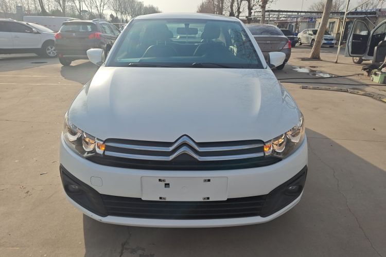 雪铁龙 爱丽舍 2017款 1.6L 手动时尚型车身外观2