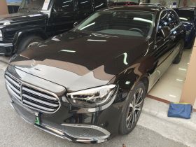 奔驰E级新能源 2022款 改款 E 350 e L 插电式混合动力运动轿车