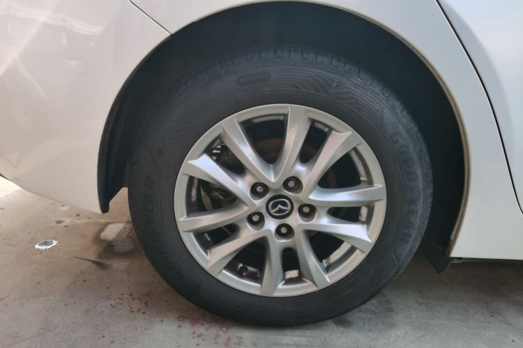 马自达3 昂克赛拉 2016款 三厢 1.5L 自动豪华型车身外观6008