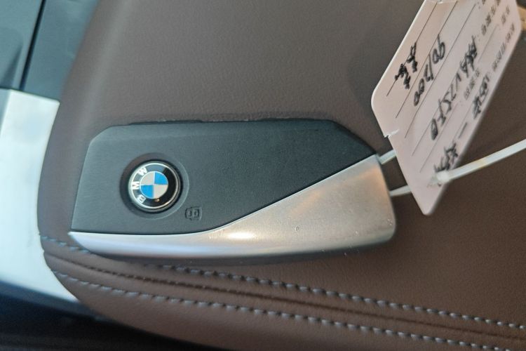 宝马X1 2023款 sDrive25Li M运动套装中控内饰11