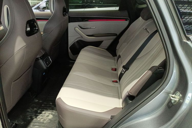 比亚迪 宋PLUS新能源 2025款 DM-i 智驾版 160KM 旗舰型中控内饰21