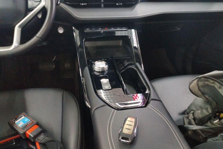 哈弗H6 2021款 第三代 2.0T 自动四驱Max中控内饰18