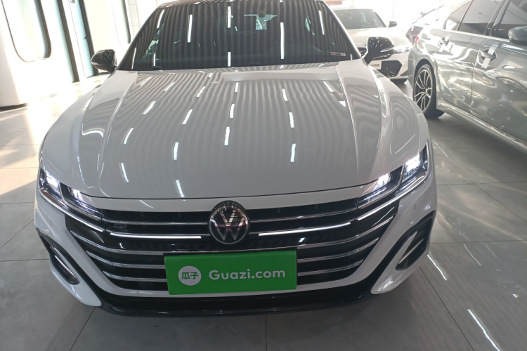 一汽-大众CC 2024款 380TSI 夺目版车身外观2