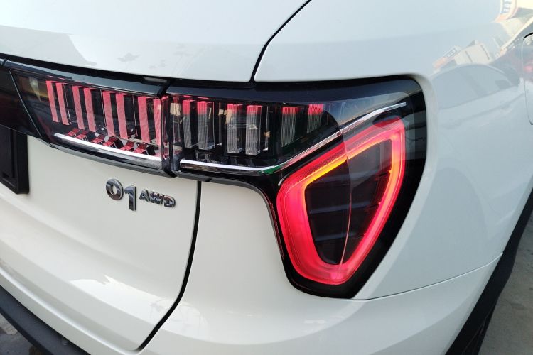 领克01 2017款 2.0T 四驱劲Pro版车身外观6006