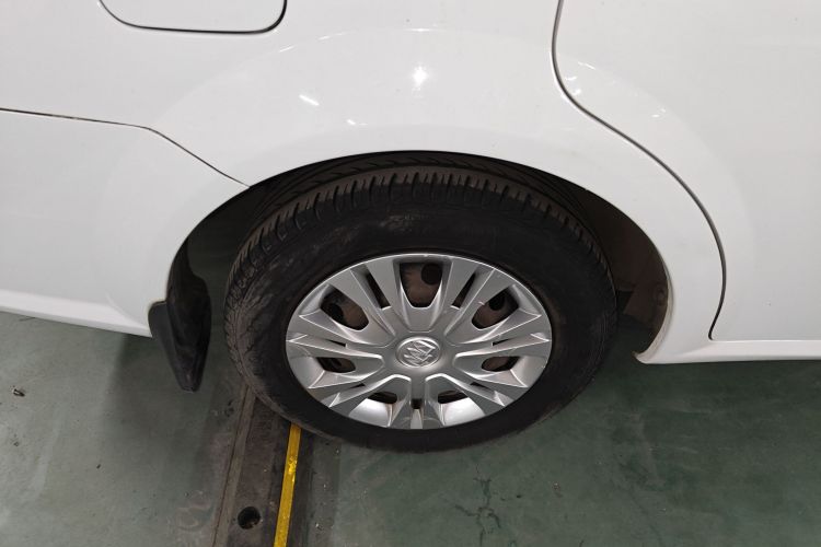 别克 凯越 2015款 1.5L 自动经典型车身外观6008